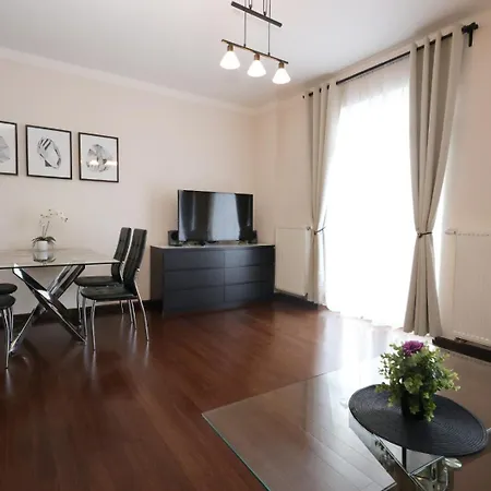 Moser Living And Wellness * Karlowe Wary